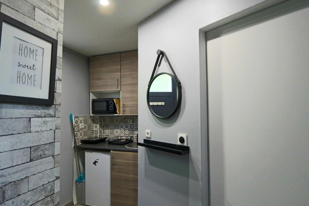 Maisonnette En Duplex Avec Terrasse Breux-Jouy Kültér fotó
